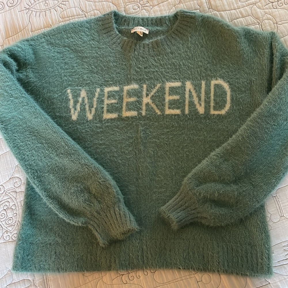 Mint “eyelash” WEEKEND sweater